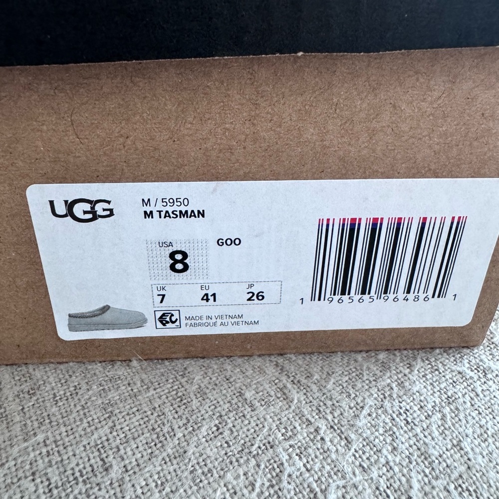 UGG Tasman in Goose - Picture 8 of 10